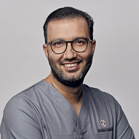 Dr. Arash Razavi
